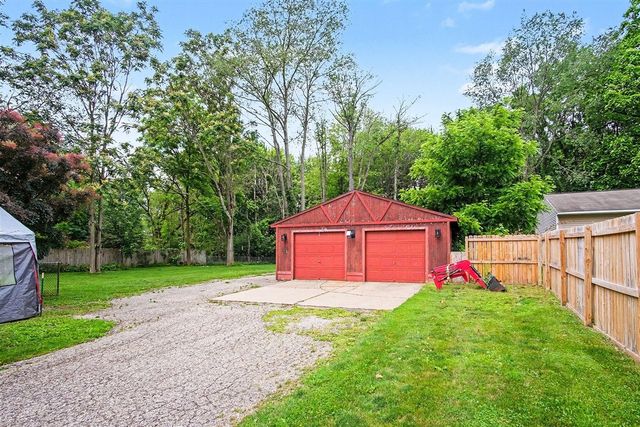 1229 Maplerow Avenue, Grand Rapids, MI 49534