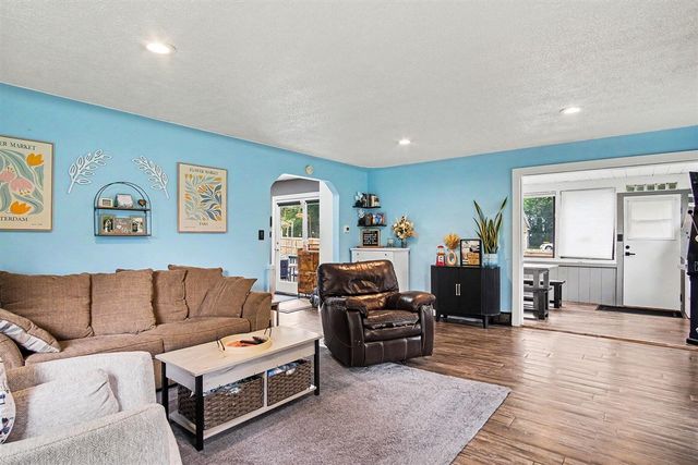 1229 Maplerow Avenue, Grand Rapids, MI 49534