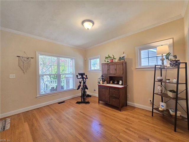 8626 Morwin ST, Norfolk, VA 23503