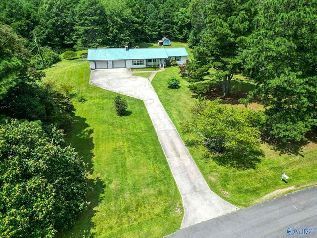 620 E Lookout Terrace E, Ft Payne, AL 35967