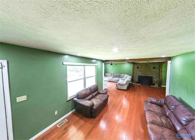 620 E Lookout Terrace E, Ft Payne, AL 35967