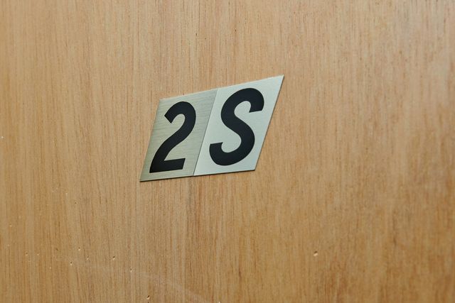 8805 Dee Road 2S, Des Plaines, IL 60016