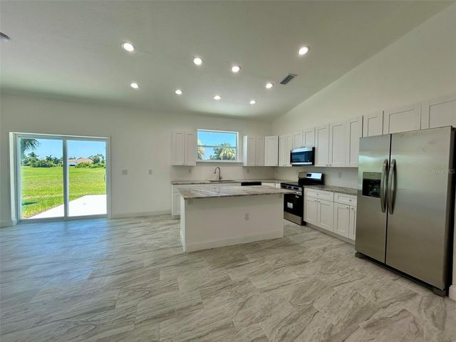 28 COXSWAIN DRIVE, Placida, FL 33946