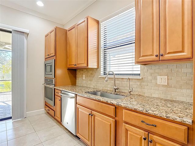 8613 GRAND ALBERATO ROAD, Tampa, FL 33647