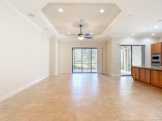 8613 GRAND ALBERATO ROAD, Tampa, FL 33647