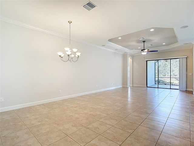 8613 GRAND ALBERATO ROAD, Tampa, FL 33647