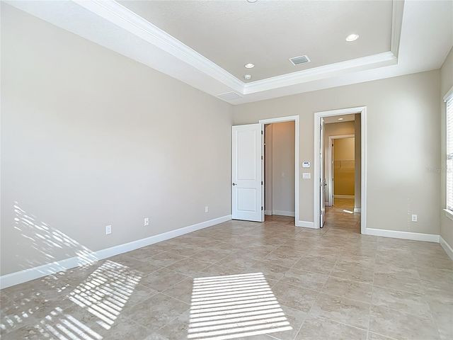 8613 GRAND ALBERATO ROAD, Tampa, FL 33647