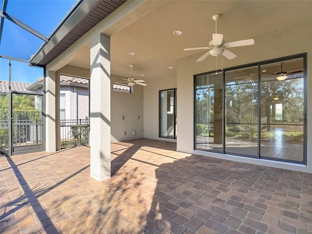 8613 GRAND ALBERATO ROAD, Tampa, FL 33647