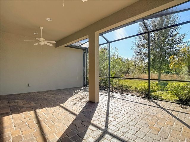 8613 GRAND ALBERATO ROAD, Tampa, FL 33647