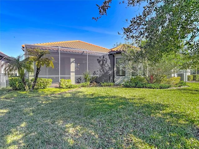 8613 GRAND ALBERATO ROAD, Tampa, FL 33647