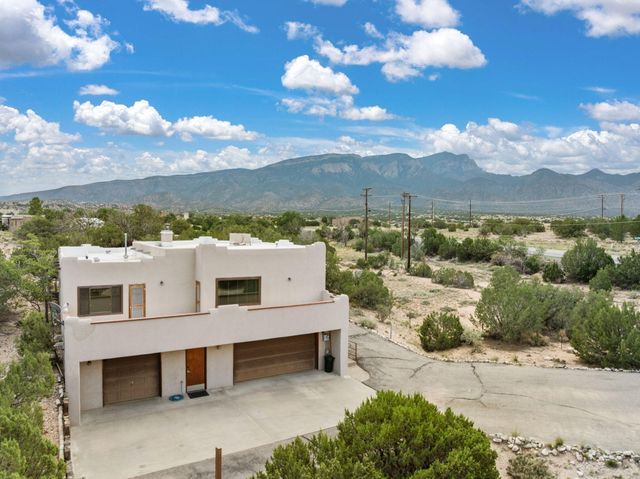 215 STATE HIGHWAY 165, Placitas, NM 87043