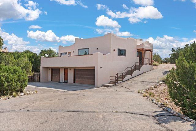 215 STATE HIGHWAY 165, Placitas, NM 87043