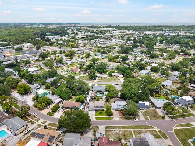 15437 BEDFORD CIRCLE W, Clearwater, FL 33764