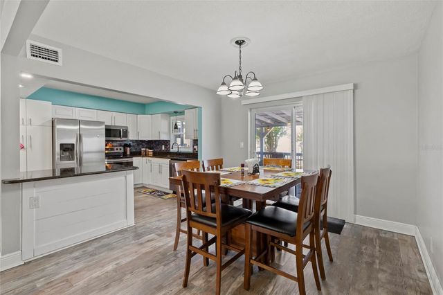 15437 BEDFORD CIRCLE W, Clearwater, FL 33764