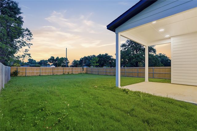 2212 Marburg Street, Dallas, TX 75215