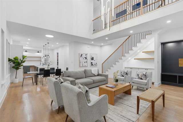 2212 Marburg Street, Dallas, TX 75215