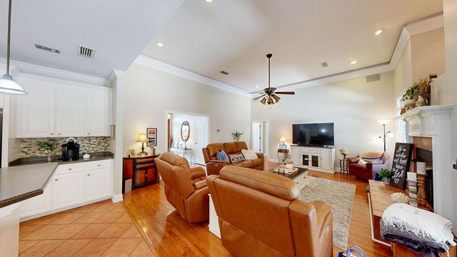 80 Easy Street, Dothan, AL 36305