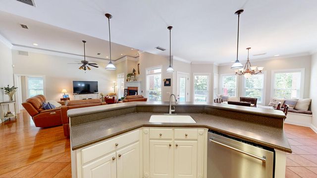 80 Easy Street, Dothan, AL 36305