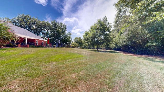 80 Easy Street, Dothan, AL 36305
