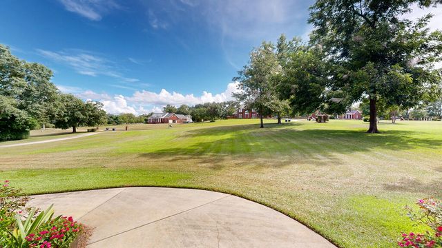 80 Easy Street, Dothan, AL 36305