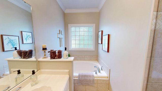 80 Easy Street, Dothan, AL 36305