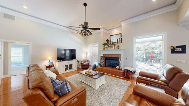 80 Easy Street, Dothan, AL 36305