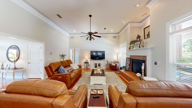 80 Easy Street, Dothan, AL 36305