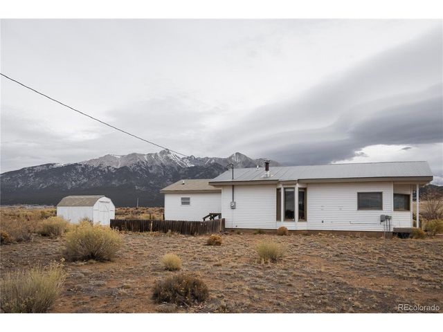 32500 Oak Ave, Blanca, CO 81123