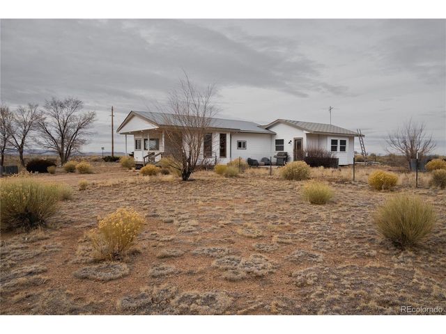 32500 Oak Ave, Blanca, CO 81123
