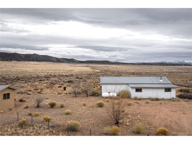 32500 Oak Ave, Blanca, CO 81123