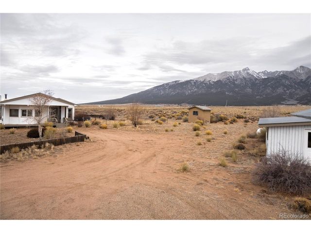 32500 Oak Ave, Blanca, CO 81123