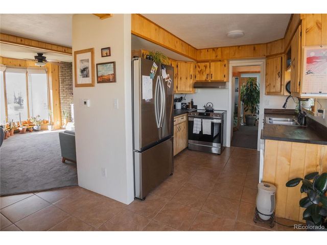 32500 Oak Ave, Blanca, CO 81123