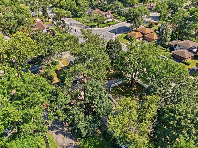 18264 Riegel Road, Homewood, IL 60430