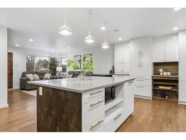 215 Beryl Way, Broomfield, CO 80020