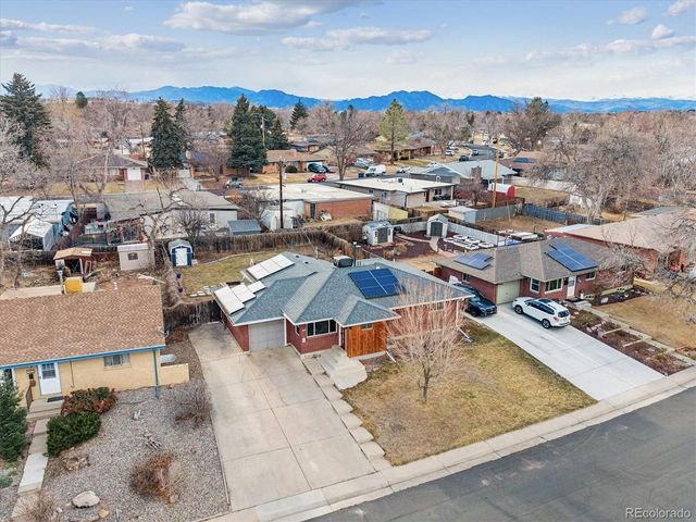 215 Beryl Way, Broomfield, CO 80020