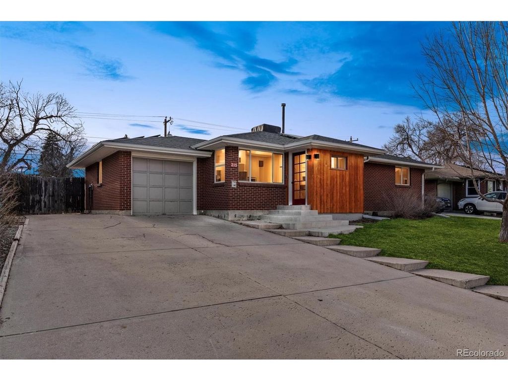 215 Beryl Way, Broomfield, CO 80020