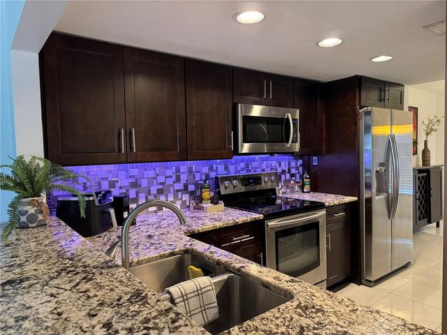 783 99TH AVENUE N 104, St Petersburg, FL 33702