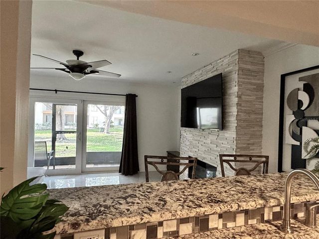 783 99TH AVENUE N 104, St Petersburg, FL 33702