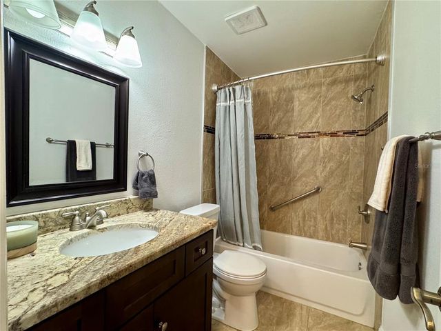 783 99TH AVENUE N 104, St Petersburg, FL 33702
