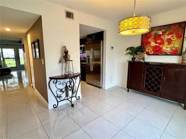 783 99TH AVENUE N 104, St Petersburg, FL 33702