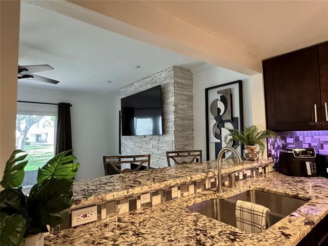 783 99TH AVENUE N 104, St Petersburg, FL 33702