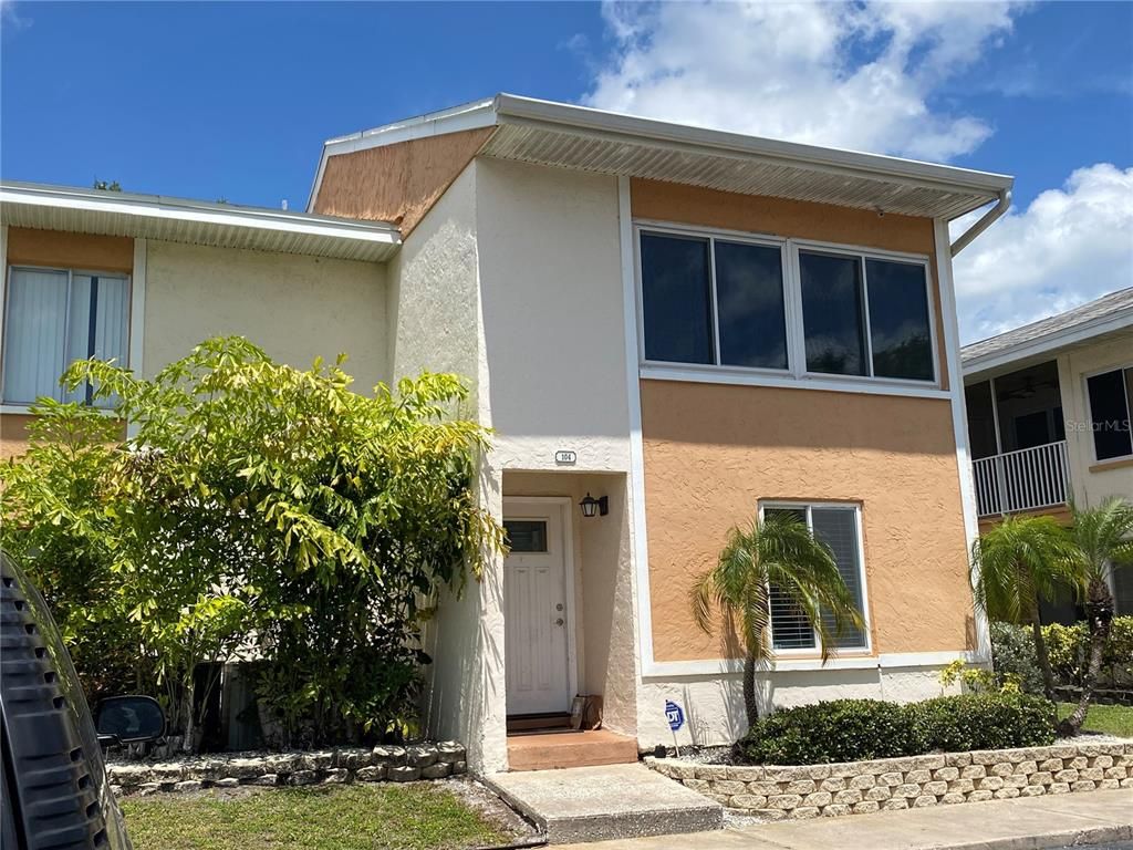783 99TH AVENUE N 104, St Petersburg, FL 33702