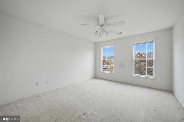 41 PINEHURST CT, Charles Town, WV 25414