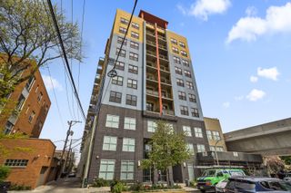 1122 W Catalpa Avenue 706, Chicago, IL 60640