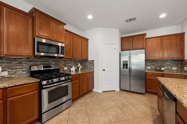 608 Royal Burgess DR, Round Rock, TX 78664