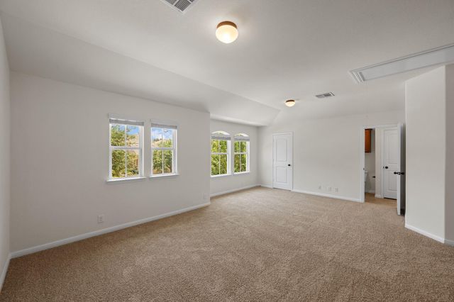 608 Royal Burgess DR, Round Rock, TX 78664