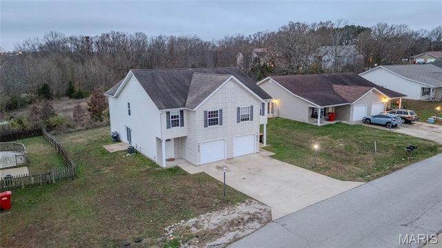 16860 Huntington A, St Robert, MO 65584