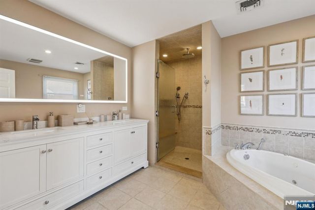 28 George Street, Saddle Brook, NJ 07663