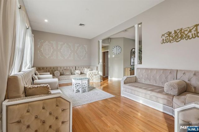 28 George Street, Saddle Brook, NJ 07663