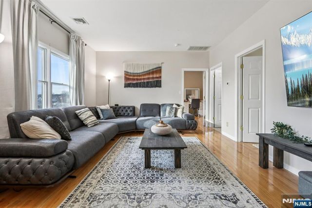 28 George Street, Saddle Brook, NJ 07663